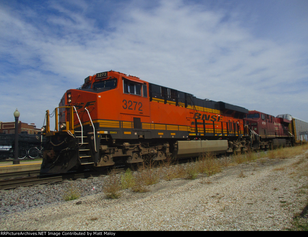 BNSF 3272